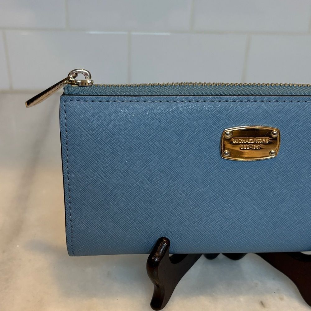 Michael Kors Wallet Blue Jet Set Travel Large Saffiano Leather Fill Quarter-Zip - Picture 2 of 16